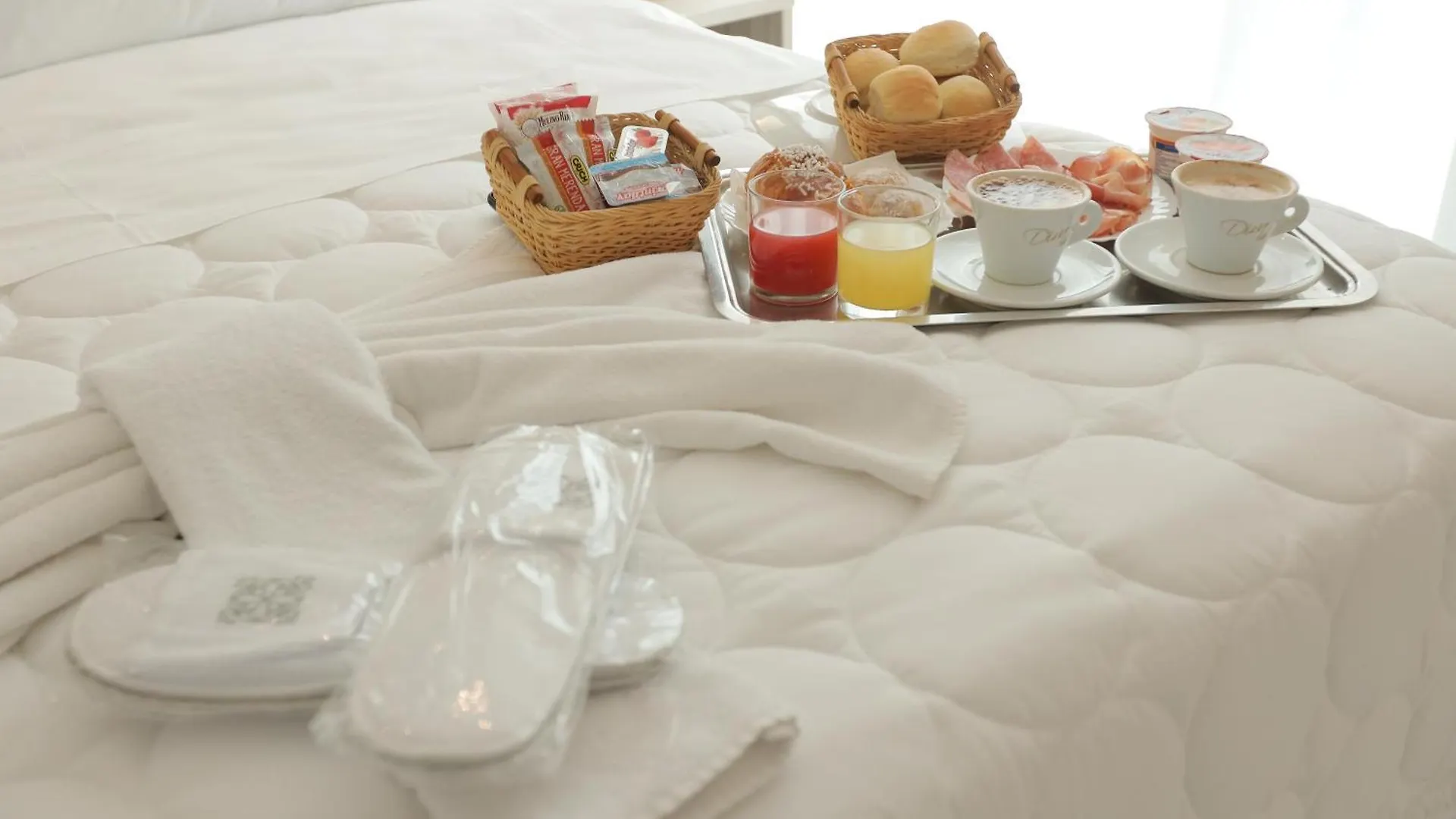Hotel Garibaldi New Naples 3*,