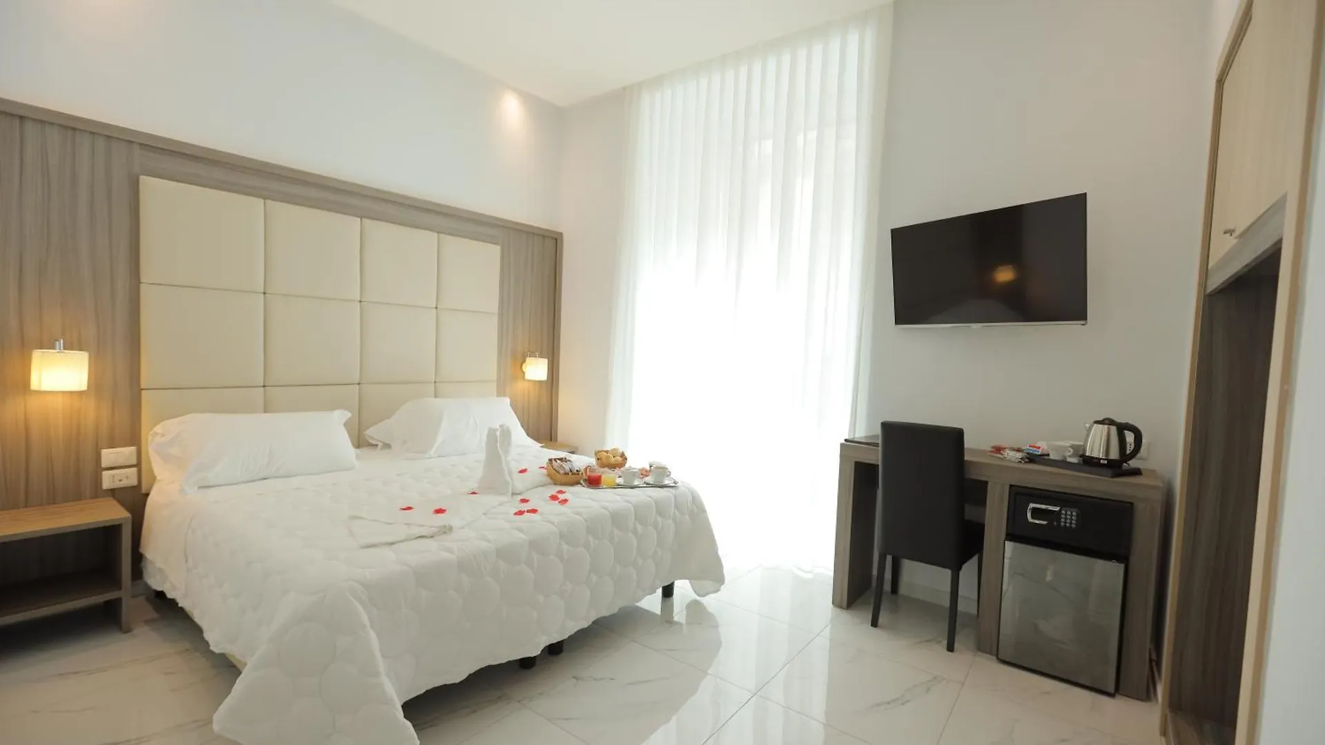 Hotel Garibaldi New Naples Italy