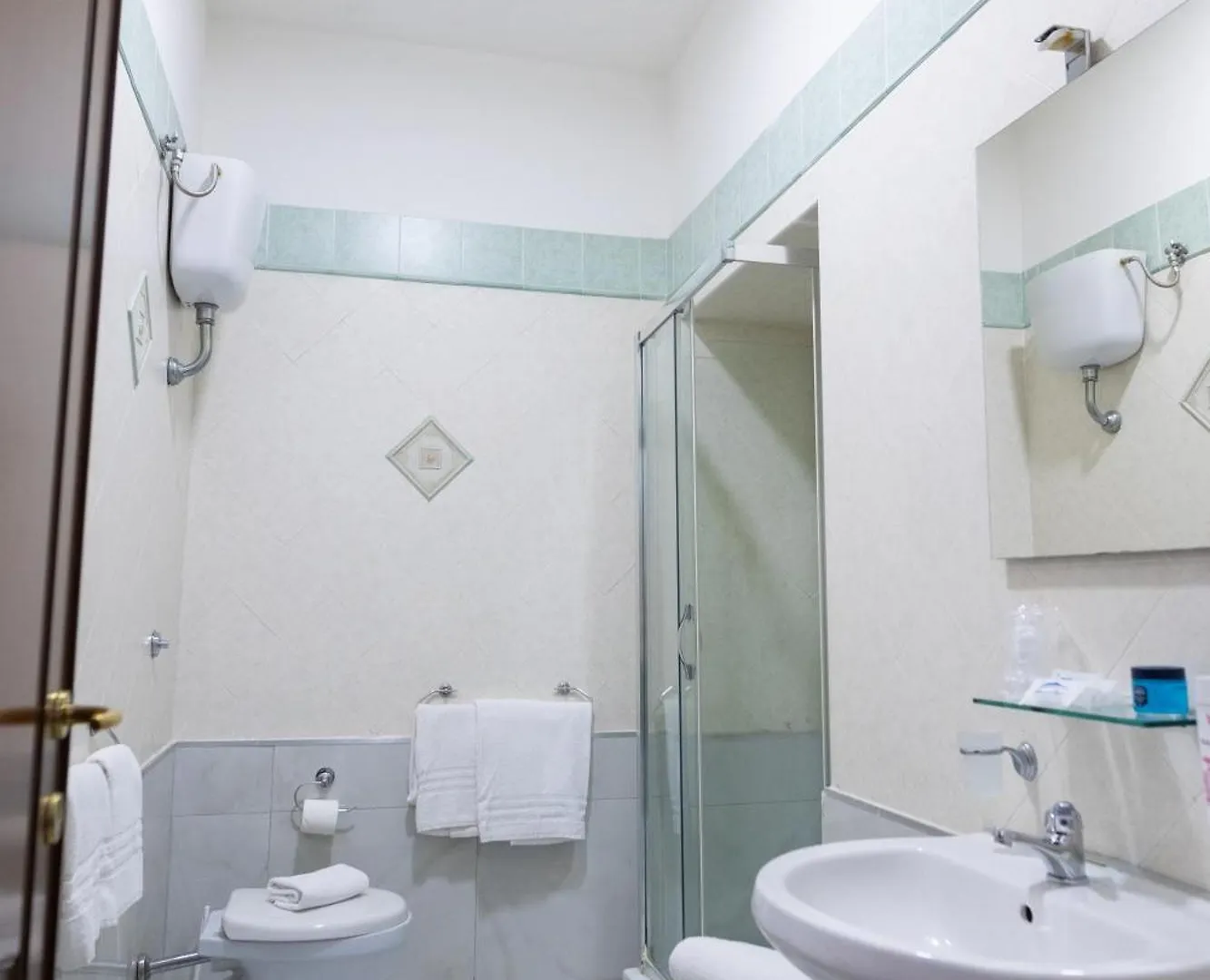 ***  Hotel Garibaldi New Naples Italy
