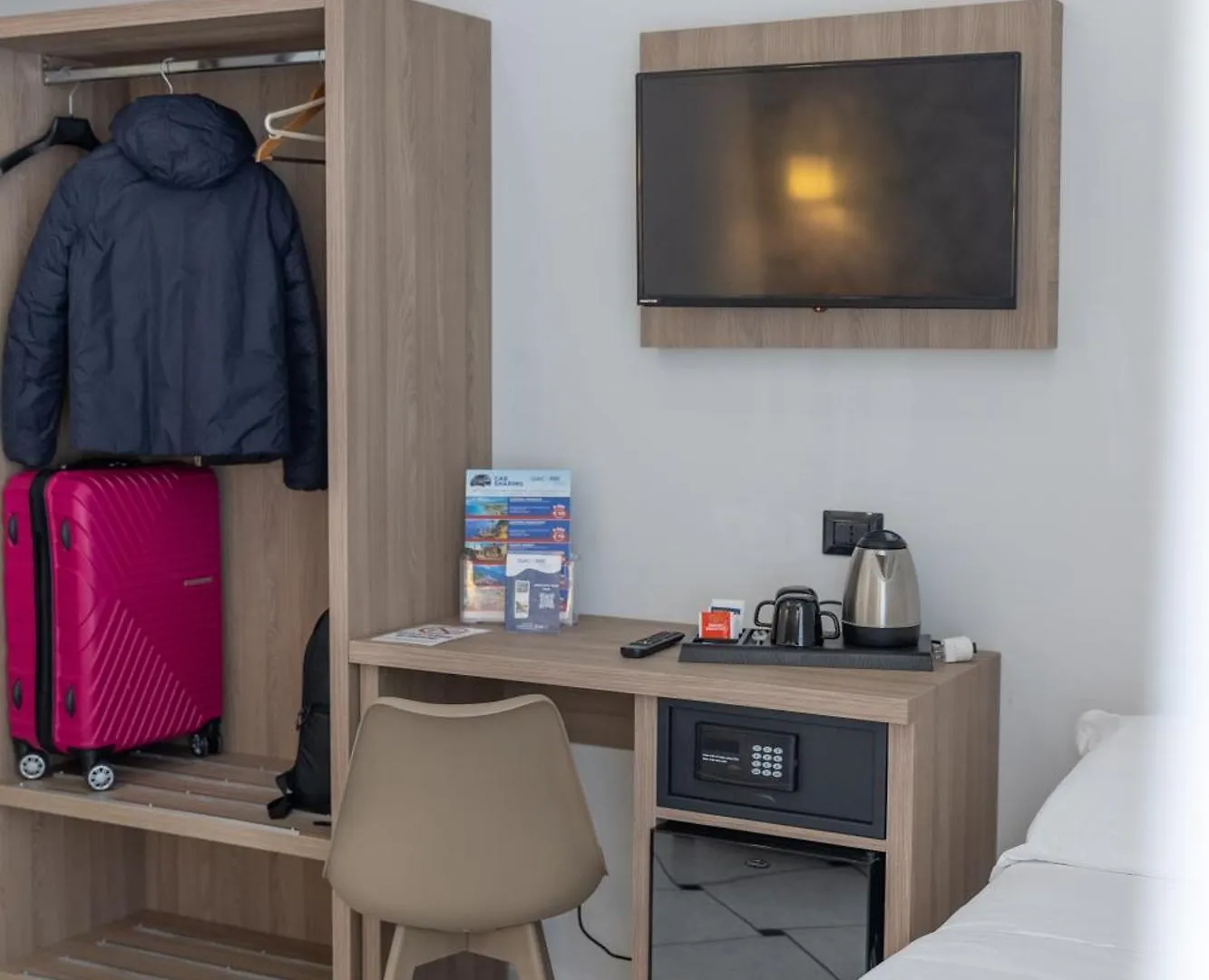 Hotel Garibaldi New Naples