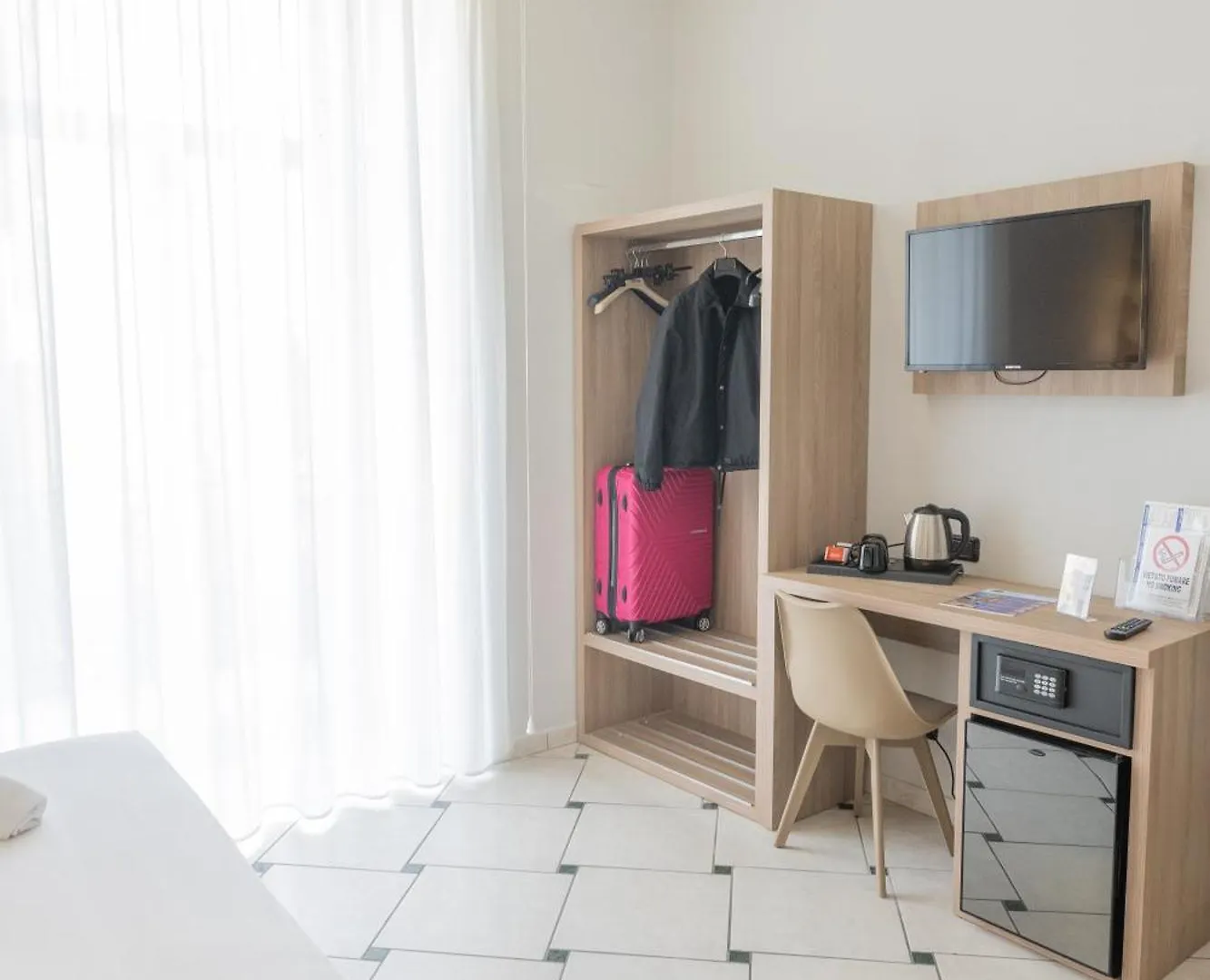 Hotel Garibaldi New Naples 3*,  Italy