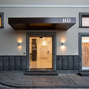 Hotel Diamond, Neapol
